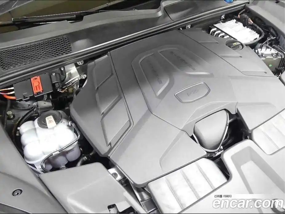 Porsche Cayenne 2024 3.0 Автомат в Москве № 197871, фото 3