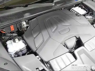 Porsche Cayenne 2024 3.0 Автомат в Москве № 197871, миниатюра 3