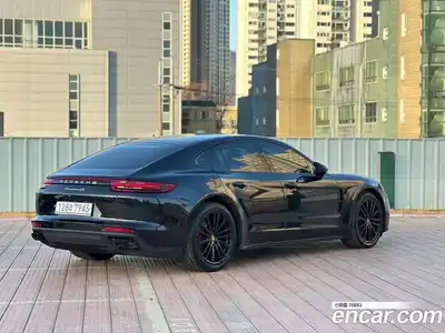 Porsche Panamera 2018 3.0 Автомат в Москве № 197987, миниатюра 2