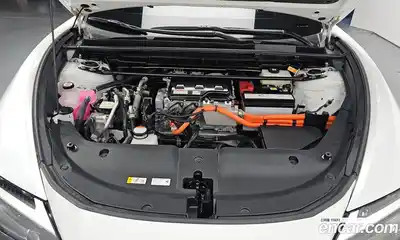 Lexus RZ 2023 0.2 Автомат в Москве № 198880, миниатюра 6