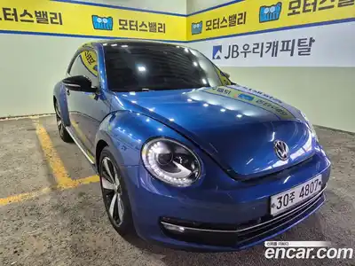 Volkswagen Beatle 2013 2.0 Автомат в Москве № 199119, миниатюра 2