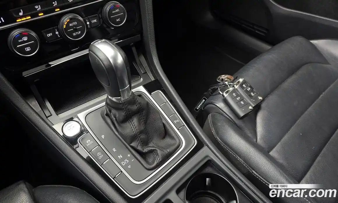 Volkswagen Golf 2014 2.0 Автомат в Москве № 199142, фото 9