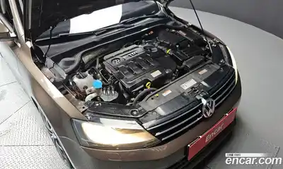 Volkswagen Jetta 2015 2.0 Автомат в Москве № 201523, миниатюра 6