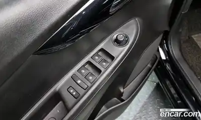 Chevrolet Spark 2018 1.0 Автомат в Москве № 2095, миниатюра 4