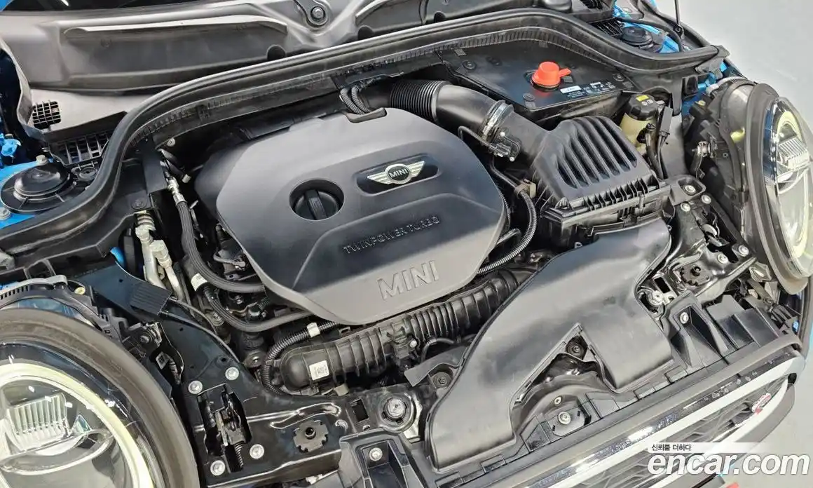 Mini Cooper 2019 2.0 Автомат в Москве № 211100, фото 19