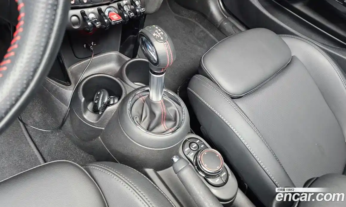 Mini Cooper 2019 2.0 Автомат в Москве № 211100, фото 20