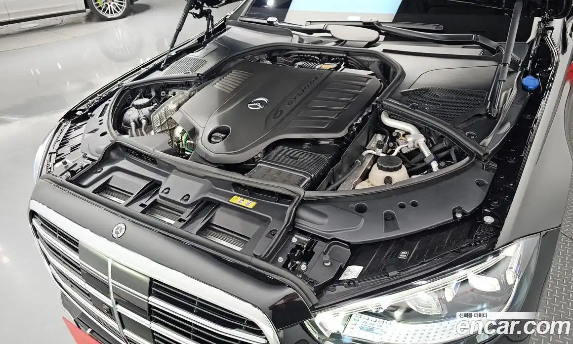 Mercedes-Benz S-Class 2024 3.0 Автомат в Москве № 211880, фото 3