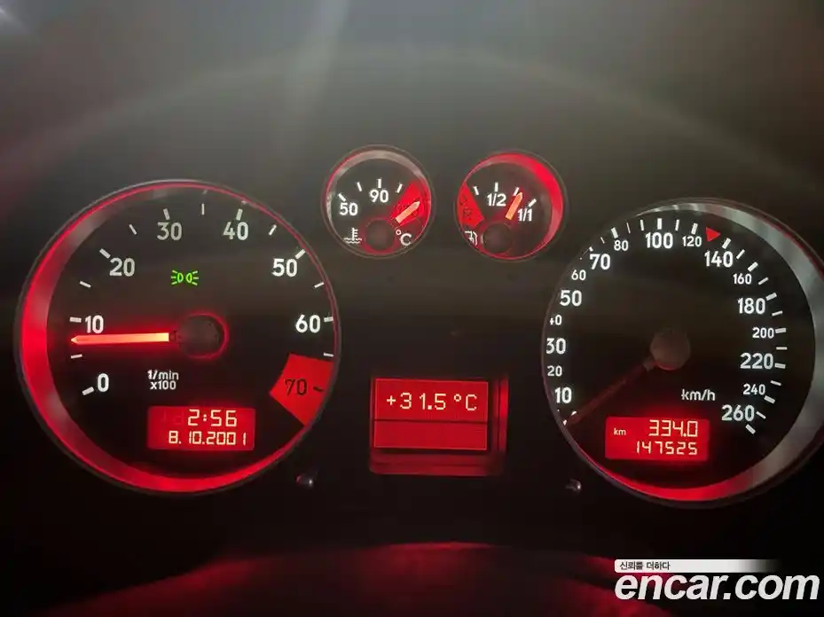 Audi TT 2002 1.8 Механическая в Москве № 211882, фото 7