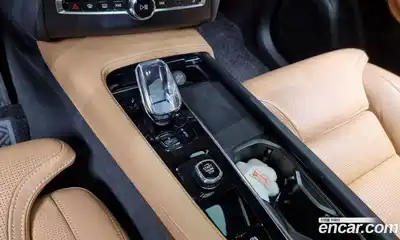 Volvo XC90 2023 2.0 Автомат в Москве № 212881, миниатюра 9