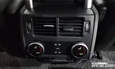 Land Rover Discovery 2022 3.0 Автомат в Москве № 213389, миниатюра 11