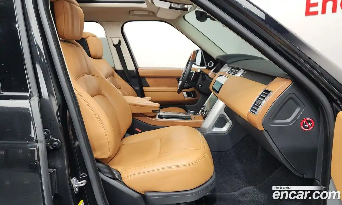 Land Rover Range-Rover 2021 5.0 Автомат в Москве № 213645, фото 17