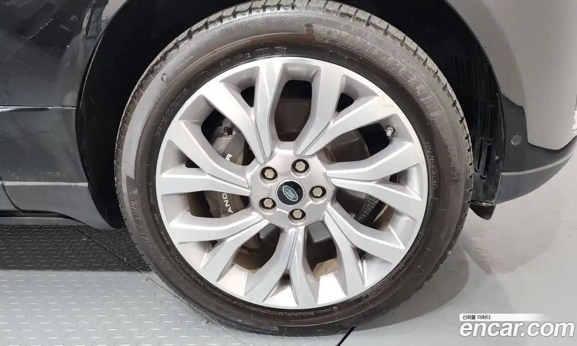 Land Rover Range-Rover 2021 5.0 Автомат в Москве № 213645, фото 3