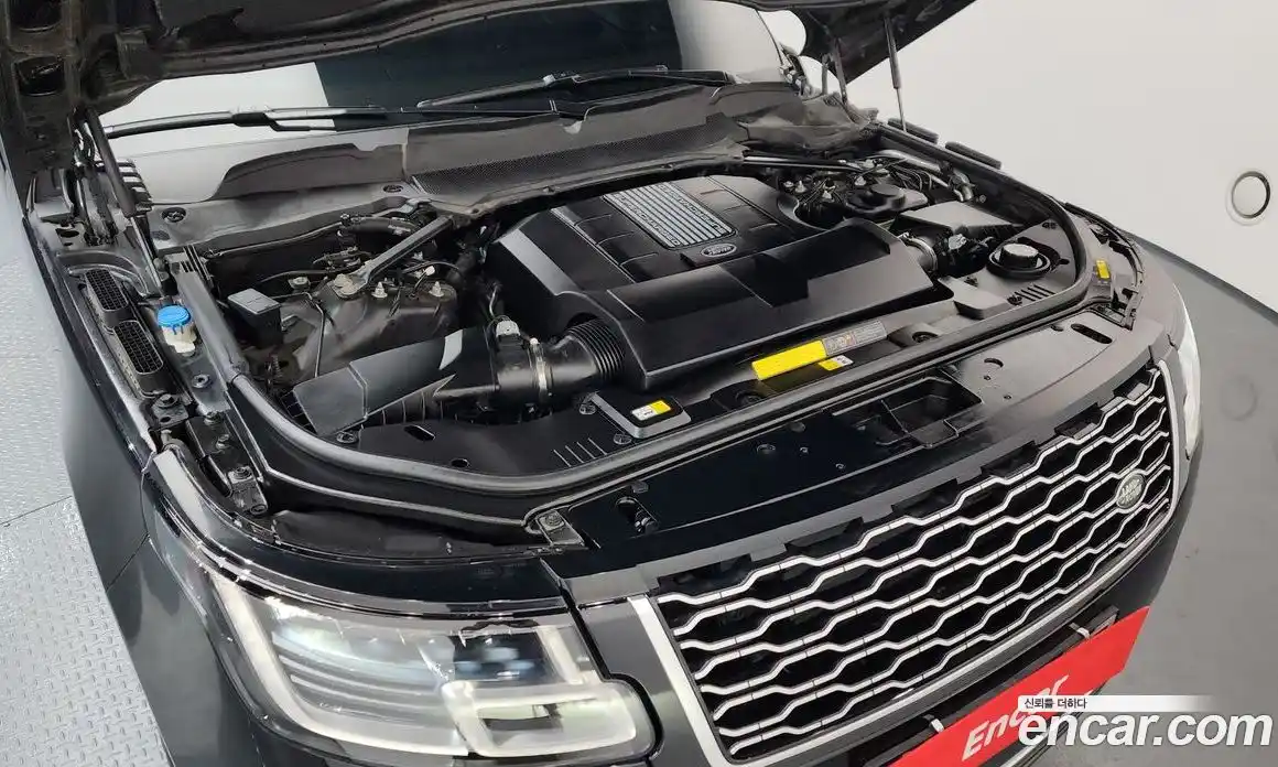 Land Rover Range-Rover 2021 5.0 Автомат в Москве № 213645, фото 9