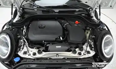 Mini Cooper Convertible 2025 2.0 Автомат в Москве № 214027, миниатюра 6