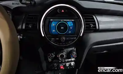 Mini Cooper 2021 1.5 Автомат в Москве № 214110, миниатюра 8