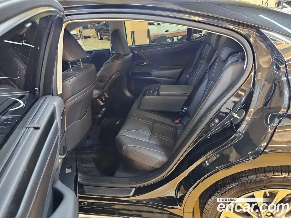 Lexus ES 2026 2.5 Вариатор в Москве № 214754, фото 11