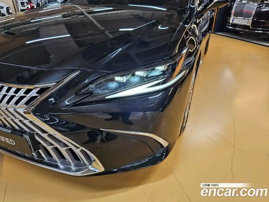 Lexus ES 2026 2.5 Вариатор в Москве № 214754, фото 15