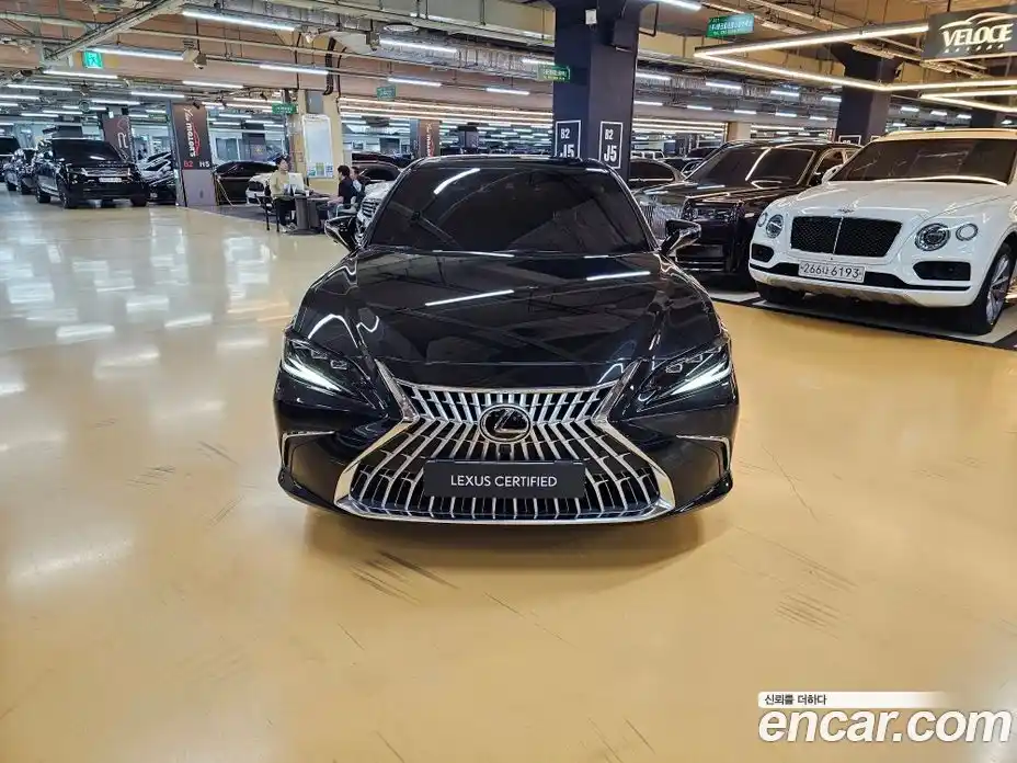 Lexus ES 2026 2.5 Вариатор в Москве № 214754, фото 3