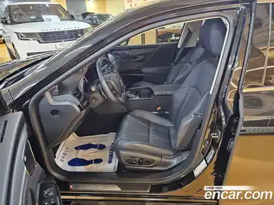 Lexus ES 2026 2.5 Вариатор в Москве № 214754, миниатюра 10