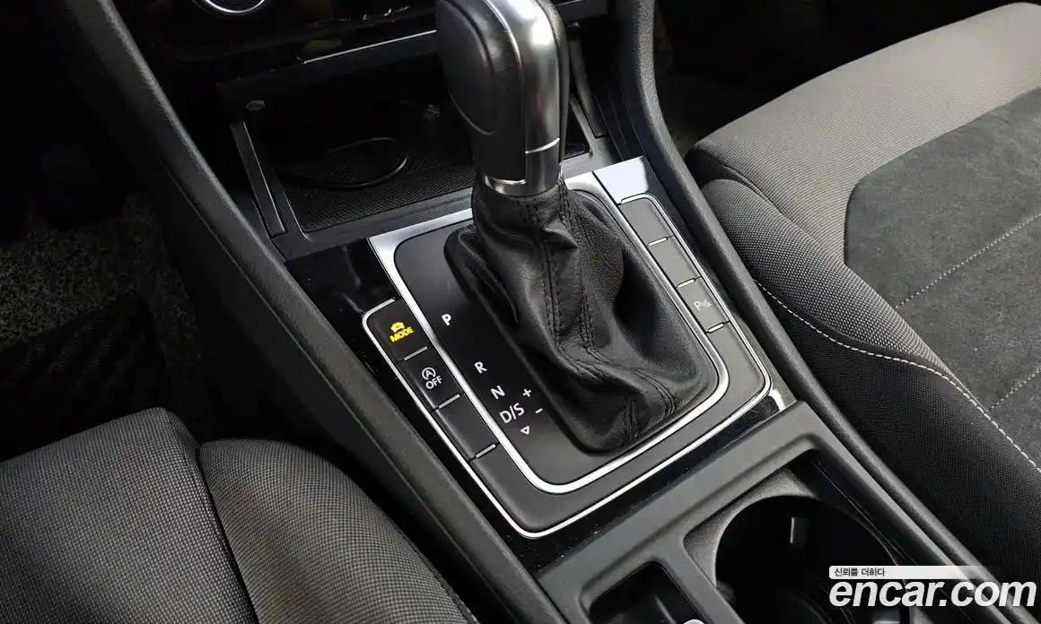 Volkswagen Golf 2014 2.0 Автомат в Москве № 215210, фото 3