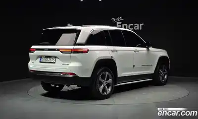 Jeep Cherokee, 2023