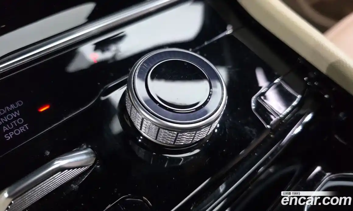 Jeep Cherokee 2023 3.6 Автомат в Москве № 215446, фото 18