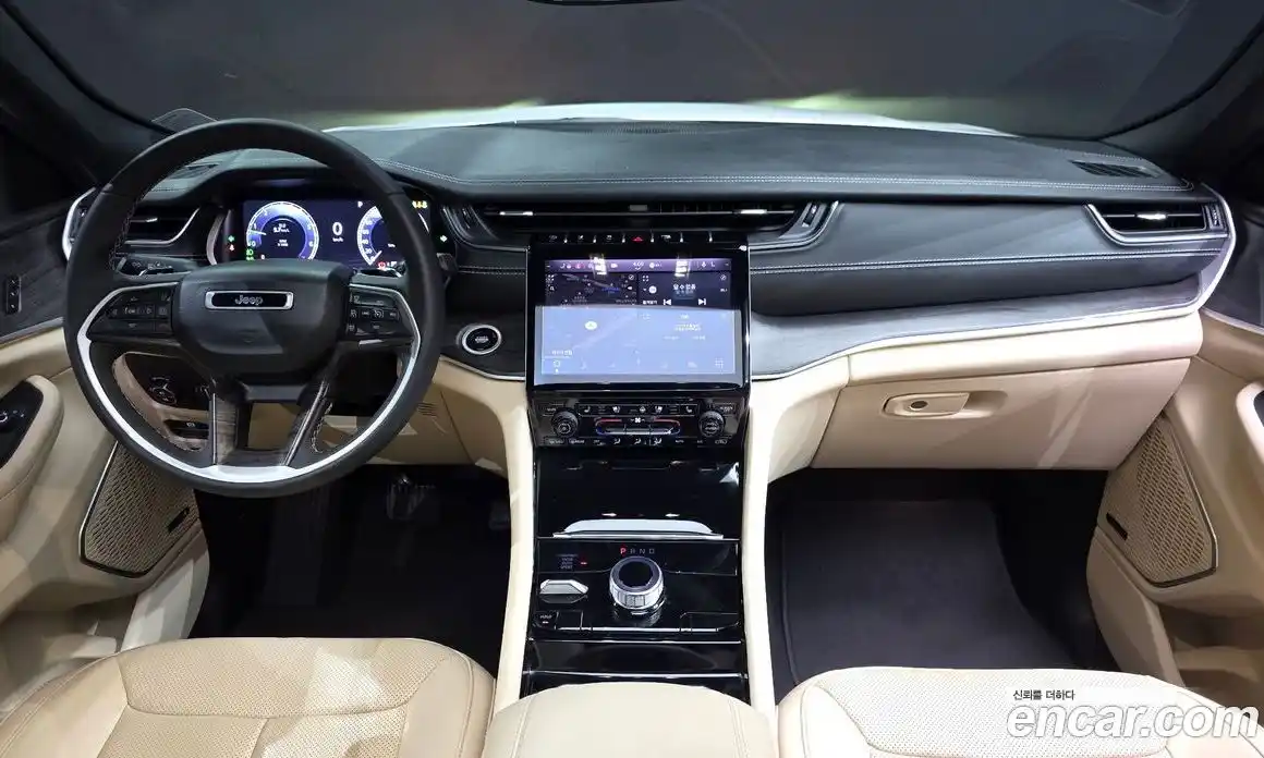 Jeep Cherokee 2023 3.6 Автомат в Москве № 215446, фото 19