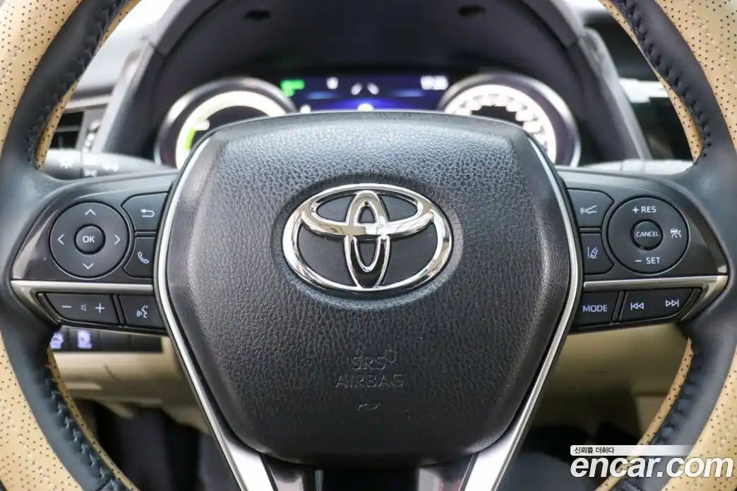 Toyota Camry 2023 2.5 Автомат в Москве № 215653, фото 13