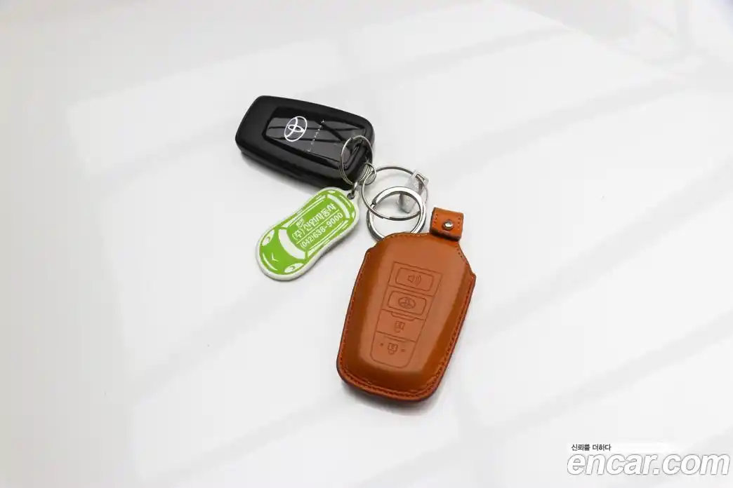 Toyota Camry 2023 2.5 Автомат в Москве № 215653, фото 18