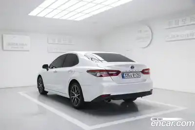 Toyota Camry 2023 2.5 Автомат в Москве № 215653, миниатюра 6