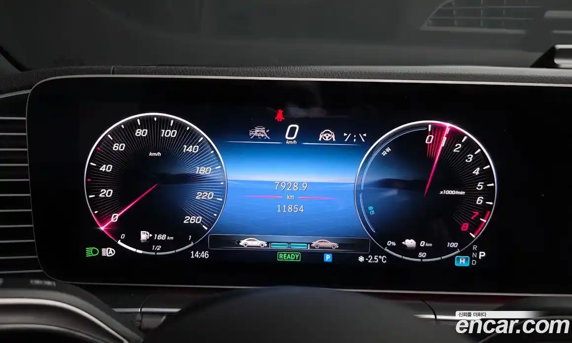 Mercedes-Benz GLE-Class 2024 2.0 Автомат в Москве № 216640, фото 11