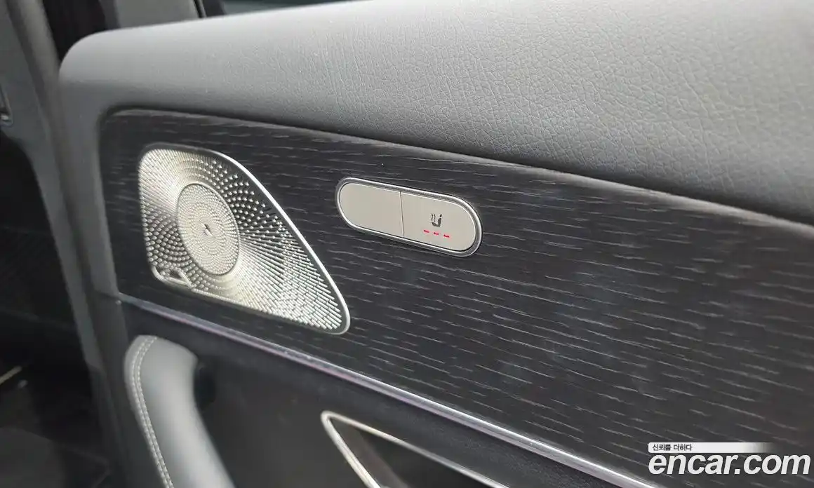 Mercedes-Benz GLE-Class 2024 2.0 Автомат в Москве № 216640, фото 14