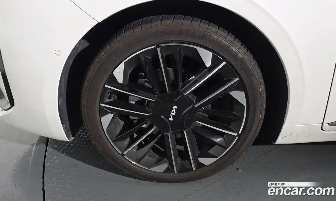 Kia K8 2025 1.6 Автомат в Москве № 21910, фото 1