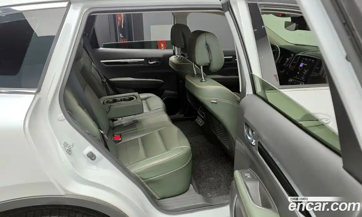 Renault QM6 2024 2.0 Автомат в Москве № 220862, фото 13