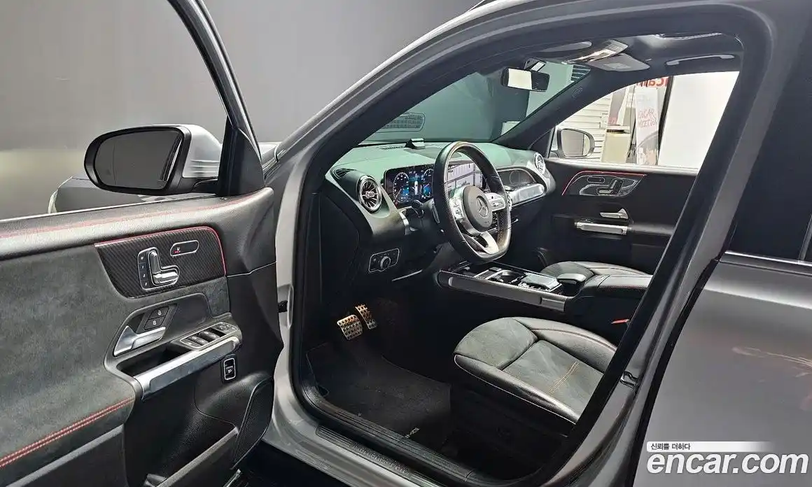 Mercedes-Benz GLB-Class 2020 2.0 Автомат в Москве № 224514, фото 12