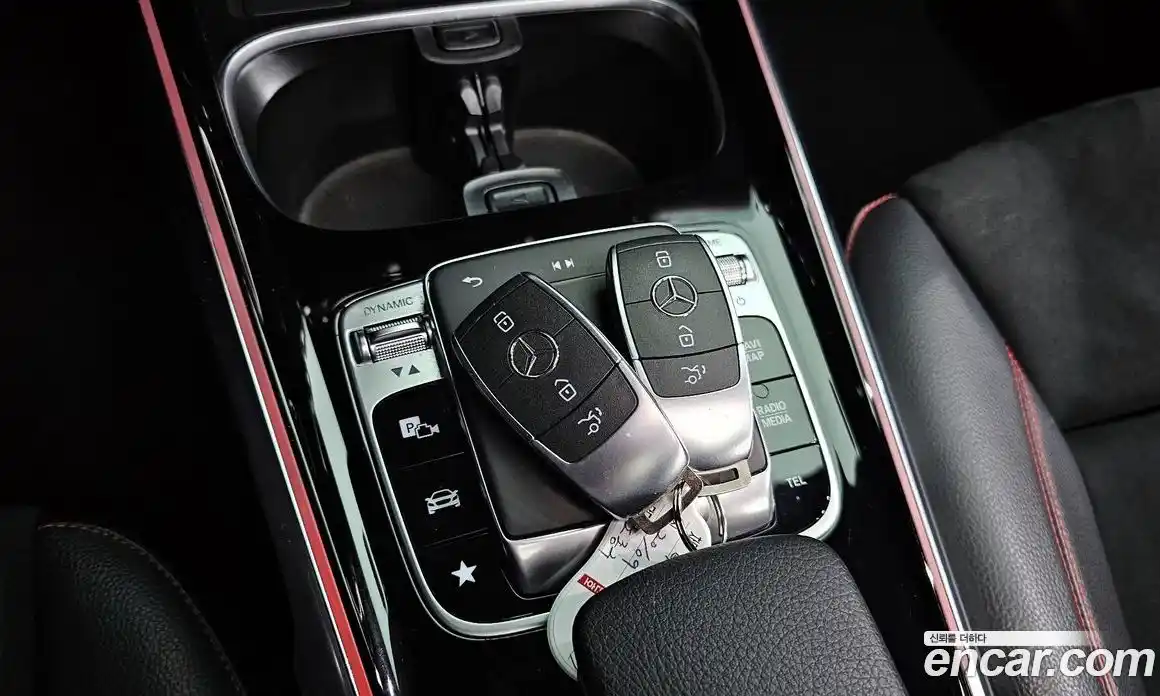 Mercedes-Benz GLB-Class 2020 2.0 Автомат в Москве № 224514, фото 3