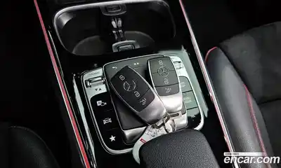 Mercedes-Benz GLB-Class 2020 2.0 Автомат в Москве № 224514, миниатюра 3