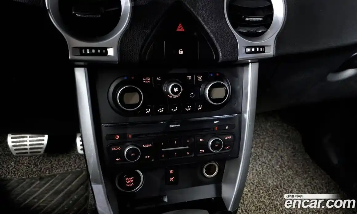 Renault QM5 2014 2.0 Автомат в Москве № 227118, фото 16