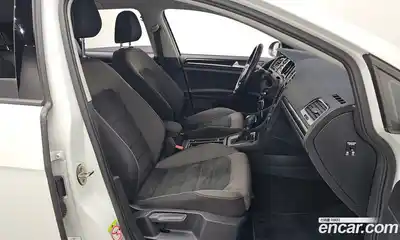 Volkswagen Golf 2015 1.6 Автомат в Москве № 227786, миниатюра 11