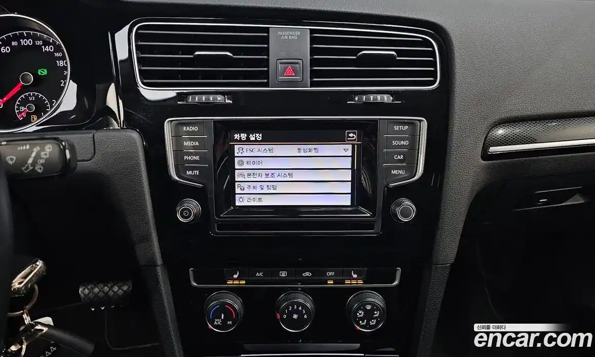 Volkswagen Golf 2015 1.6 Автомат в Москве № 227786, фото 14