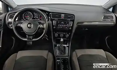 Volkswagen Golf 2015 1.6 Автомат в Москве № 227786, миниатюра 7