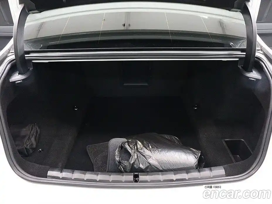 BMW 7-Series 2024 3.0 Автомат в Москве № 228117, фото 15