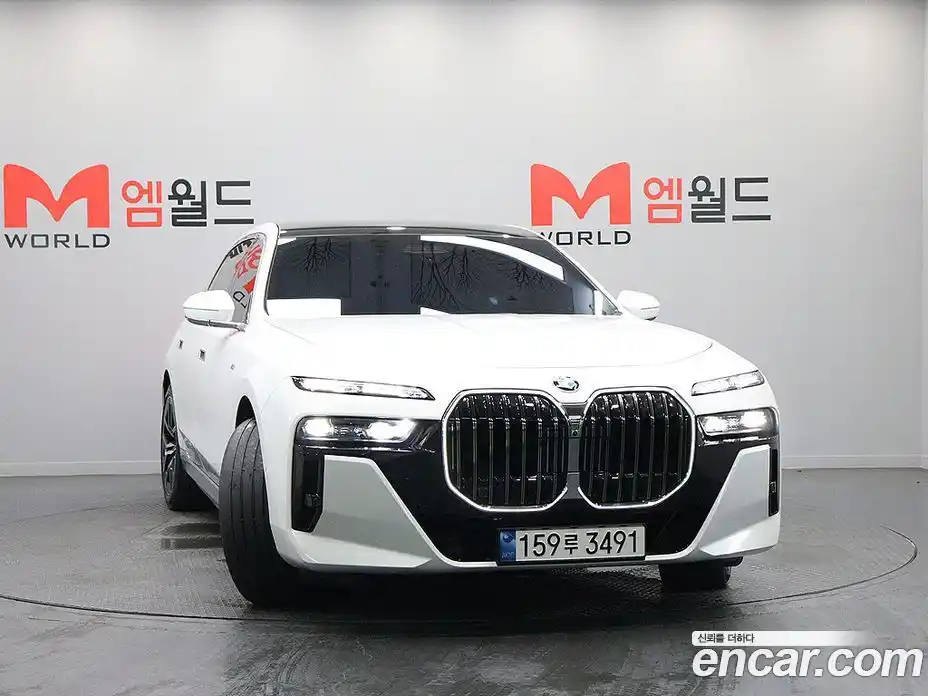 BMW 7-Series 2024 3.0 Автомат в Москве № 228117, фото 3