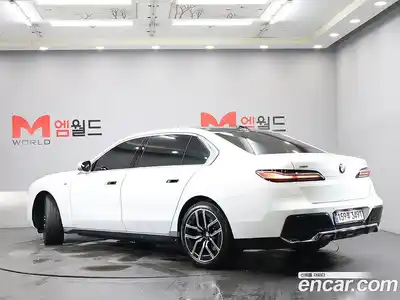 BMW 7-Series 2024 3.0 Автомат в Москве № 228117, миниатюра 4