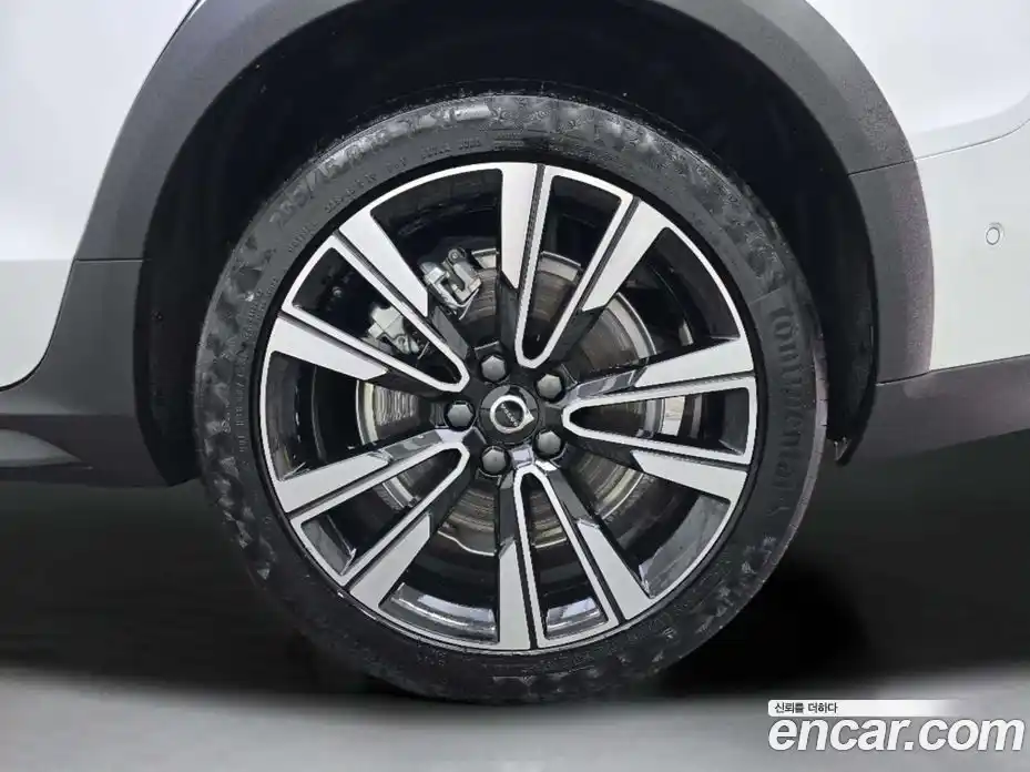 Volvo V60 2025 2.0 Автомат в Москве № 230740, фото 5