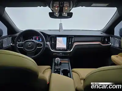 Volvo V60 2025 2.0 Автомат в Москве № 230740, миниатюра 7