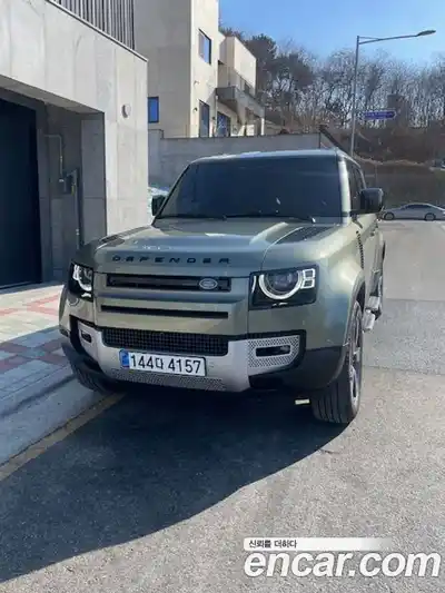 Land Rover Defender, 2023