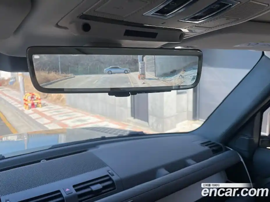 Land Rover Defender 2023 3.0 Автомат в Москве № 231124, фото 5