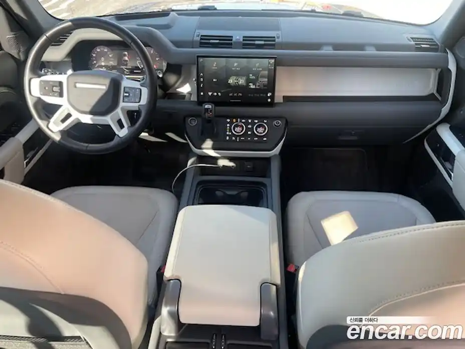 Land Rover Defender 2023 3.0 Автомат в Москве № 231124, фото 6