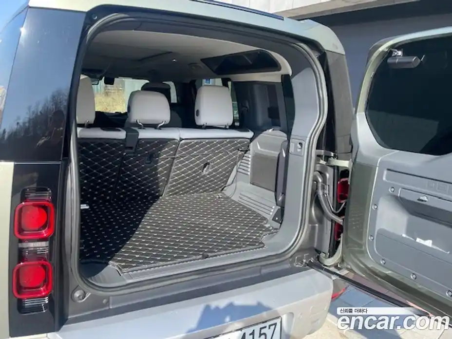 Land Rover Defender 2023 3.0 Автомат в Москве № 231124, фото 7